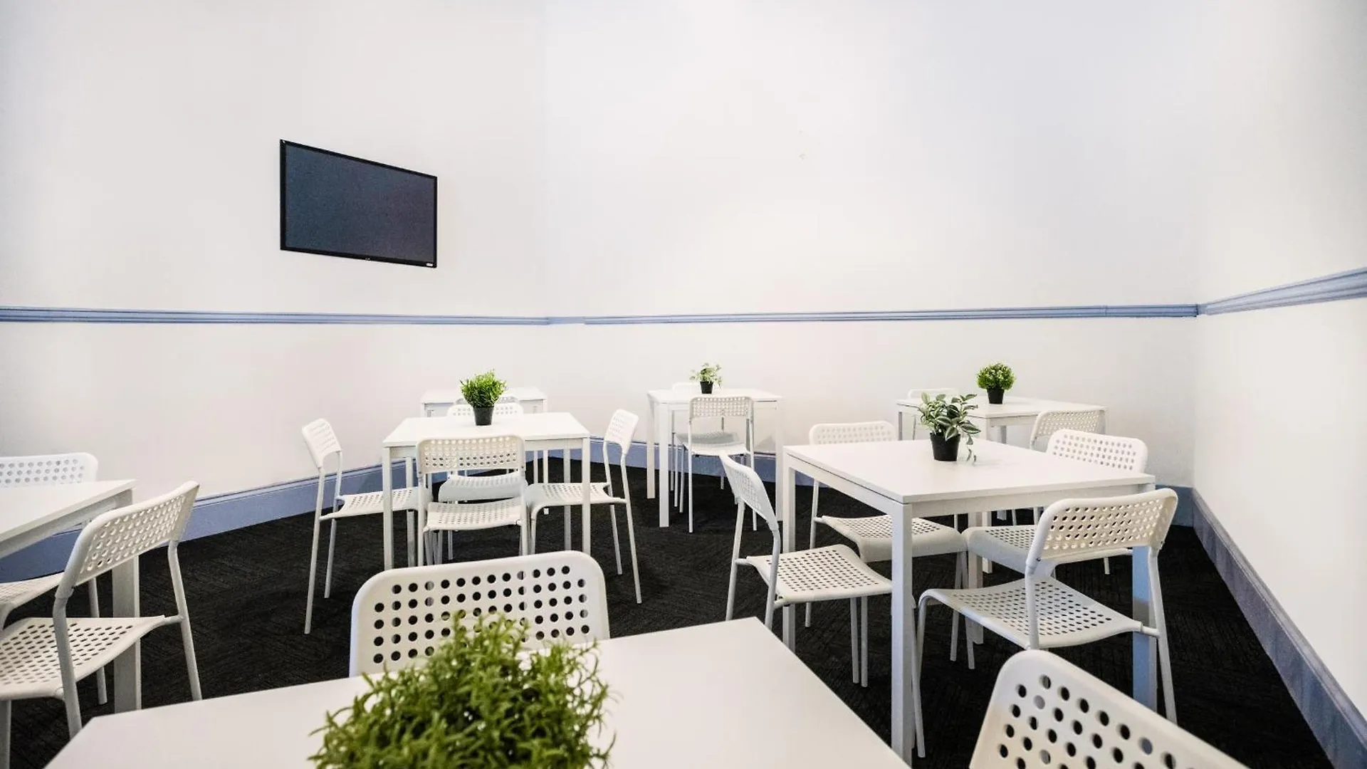 Base Camp Hostel Adelaide