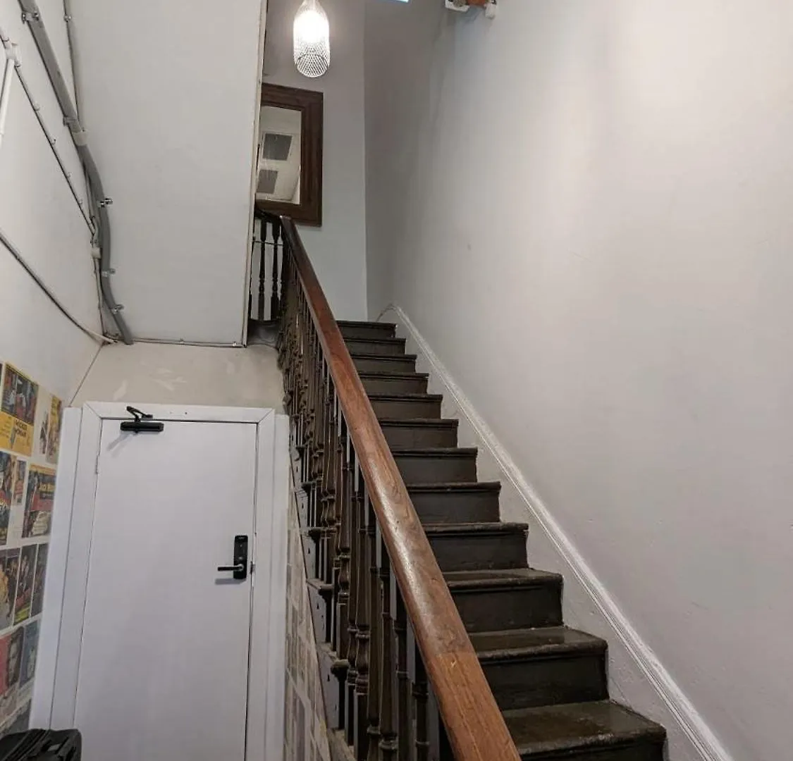 Base Camp Hostel Adelaide